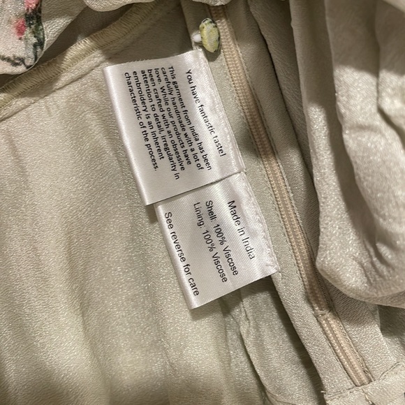 *SOLD* Rococo Sand romantic floral blouse - Picture 5 of 6